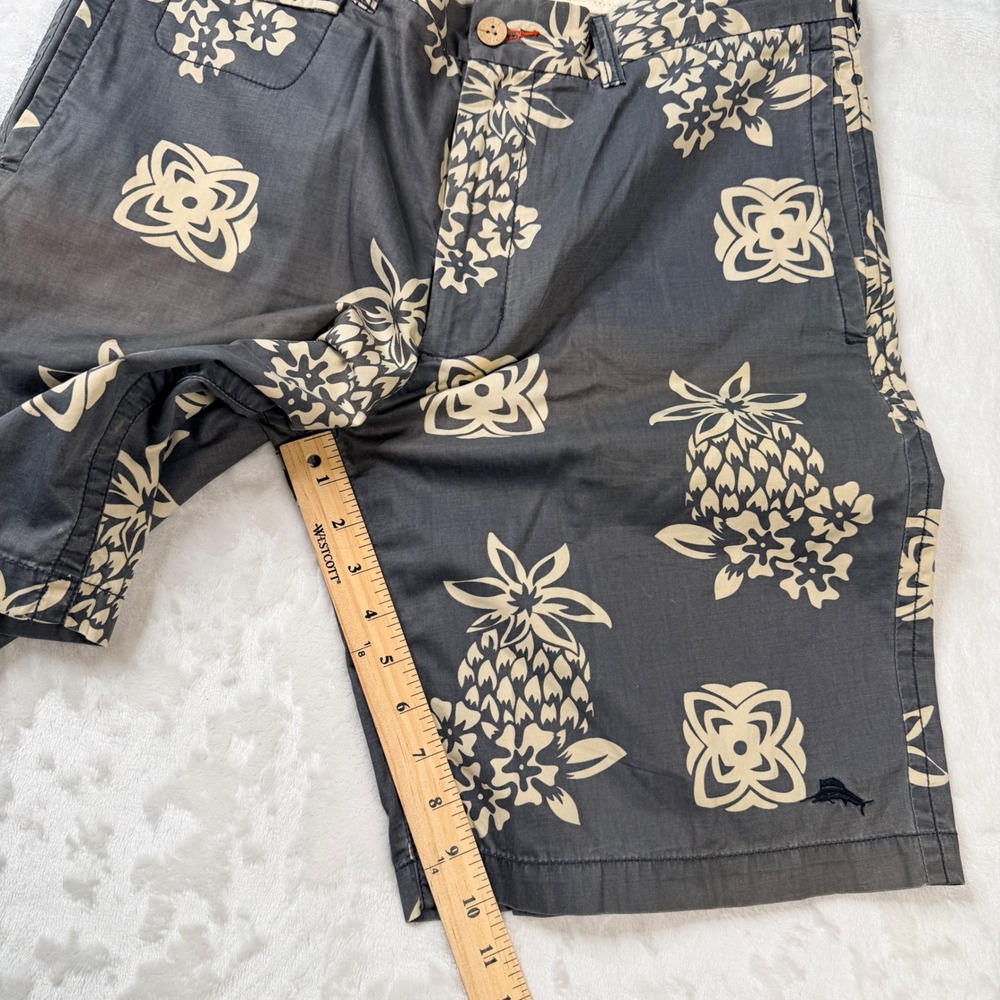 Tommy Bahama Relax Chinos Mens 33 Grey Pineapple Tropical Golf Vacation Shorts - Picture 8 of 12